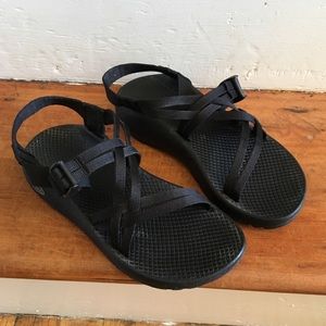 Women’s Chaco ZX/1 Black Sandals EUC